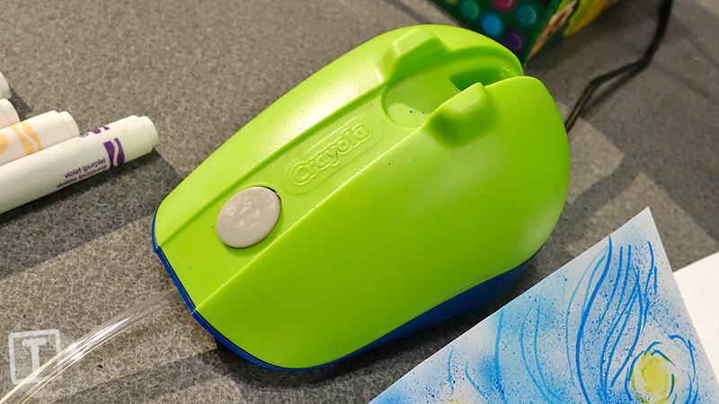 Illustration for article titled Turn Crayola Markers Into Spray Paint Without all Those Nasty Fumes